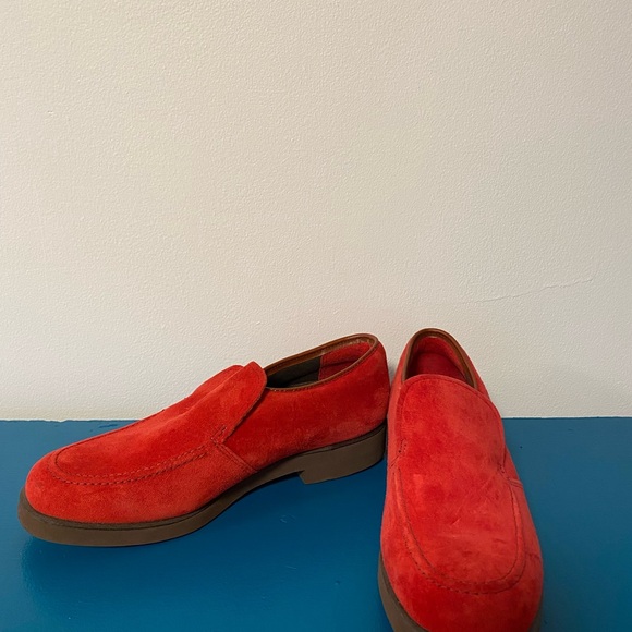Gorgeous red suede Hush Puppy loafers, sz 7. Hardly worn. Very versatile style. - Picture 2 of 3